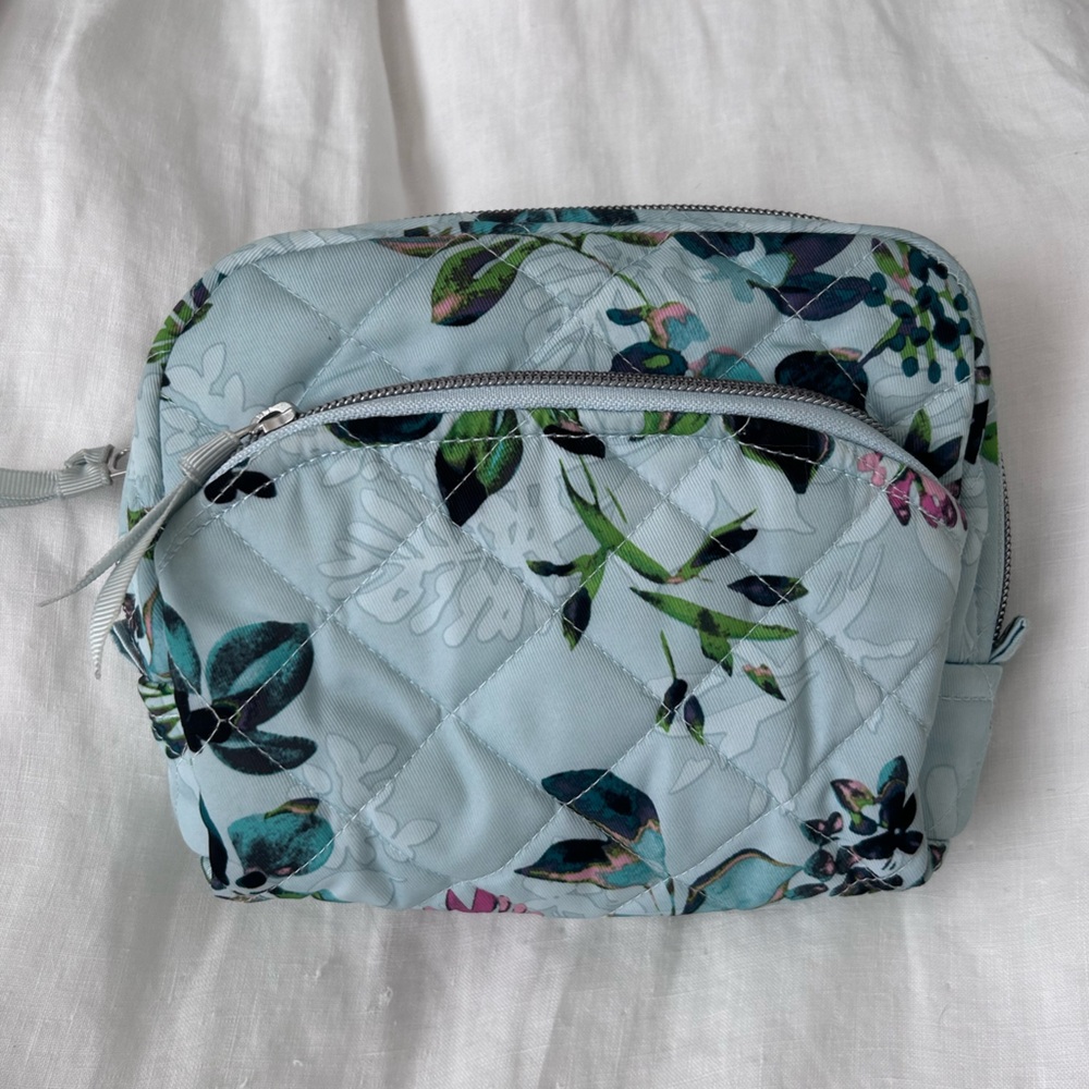 Vera Bradley Medium Cosmetic Bag Performance Twill Seawater Blooms